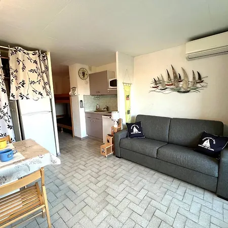 Studio Cabine Avec Piscine Au Grau Du Roi *
